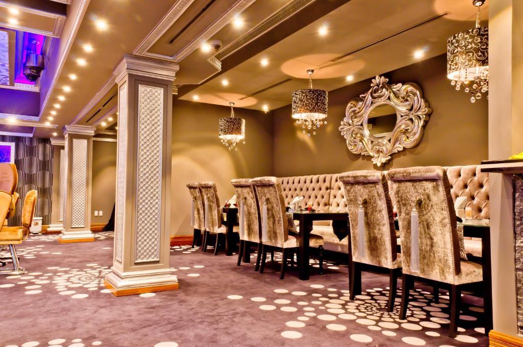 Savannah Hotel & Casino パラマリボ エクステリア 写真