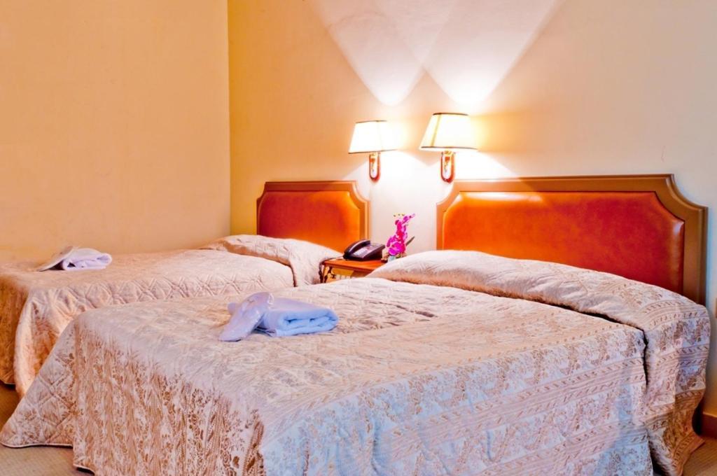 Savannah Hotel & Casino パラマリボ 部屋 写真