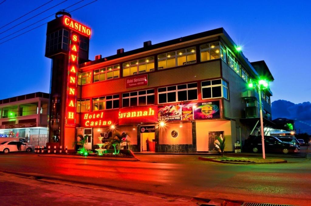 Savannah Hotel & Casino パラマリボ エクステリア 写真
